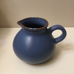 Dansk Mesa Blue Sky Stoneware Pitcher Portugal  Microwave Safe  48 oz +